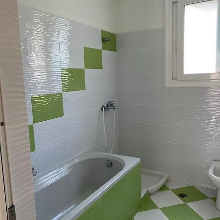 Apartament White Wlora
