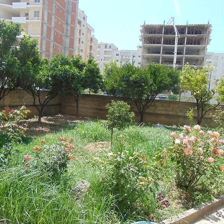 Apartament White Wlora