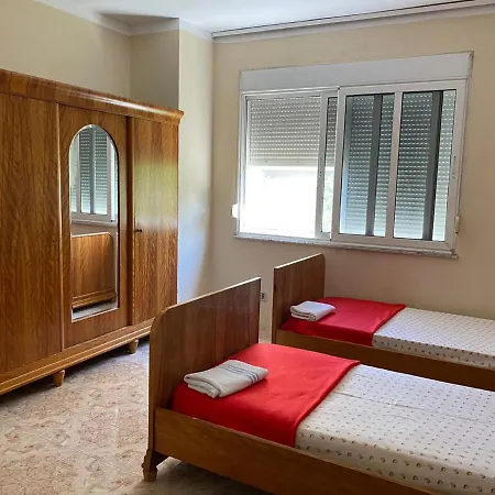 White Apartman *