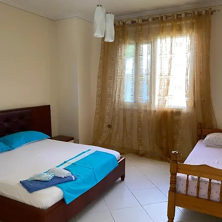 Apartman White *